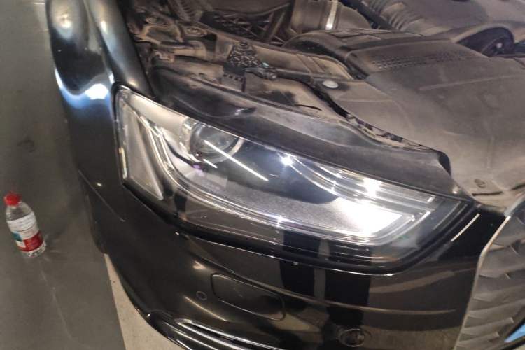 Used Audi A4L 2013 35 TFSI Automatic Standard Model Right Front Headlight