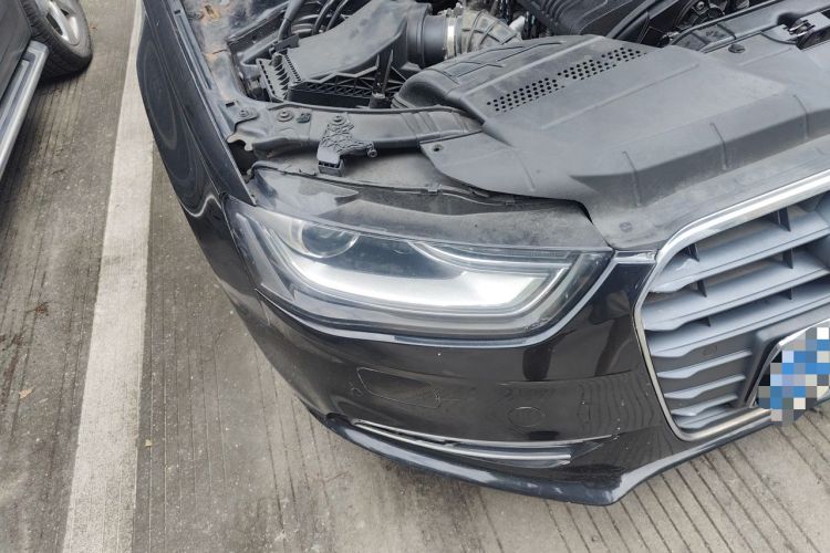 Used Audi A4L 2013 35 TFSI Automatic Comfort Model Right Front Headlight