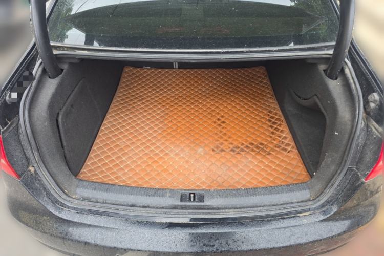 Used Audi A4L 2013 35 TFSI Automatic Standard Model Trunk