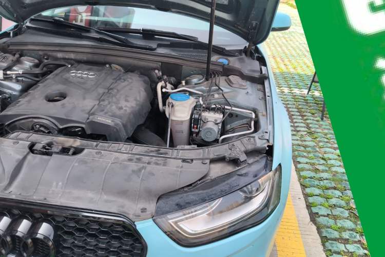 Used Audi A4L 2013 35 TFSI Automatic Standard Model Engine Bay Left