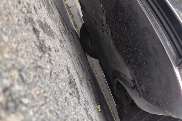 Used Audi A4L 2013 35 TFSI Automatic Comfort Model Chassis Front Left