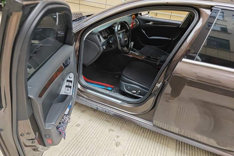 Used Audi A4L 2013 35 TFSI Automatic Standard Model Driver Seat