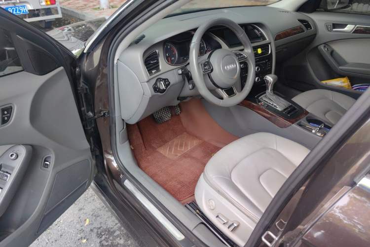 Used Audi A4L 2013 35 TFSI Automatic Comfort Model Driver Seat