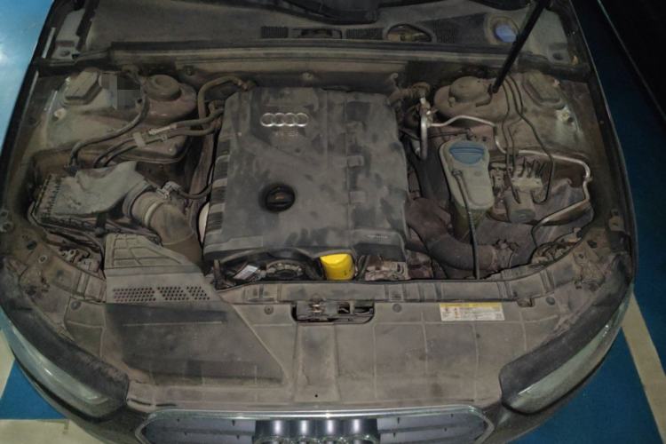 Used Audi A4L 2013 40 TFSI quattro Individual Sport Edition Engine Bay