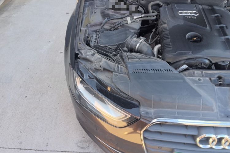 Used Audi A4L 2013 35 TFSI Automatic Standard Model Engine Bay Right