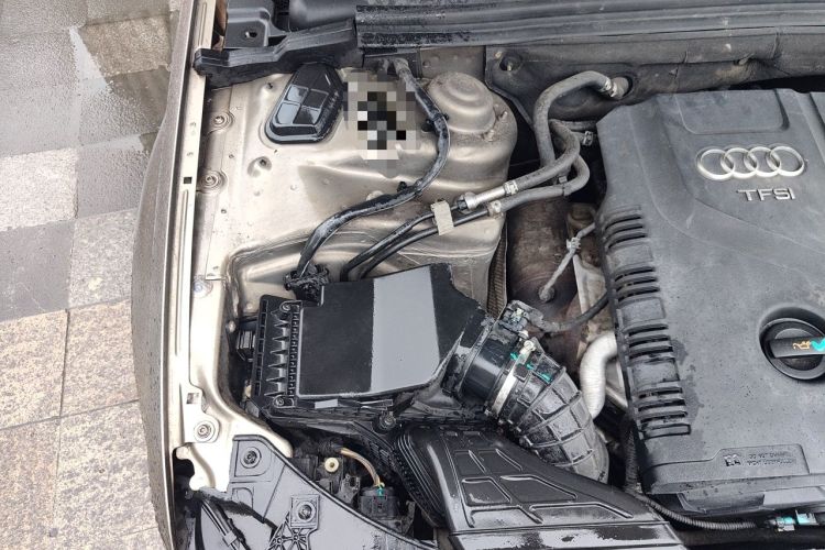 Used Audi A4L 2013 30 TFSI Automatic Comfort Model Engine Bay Right