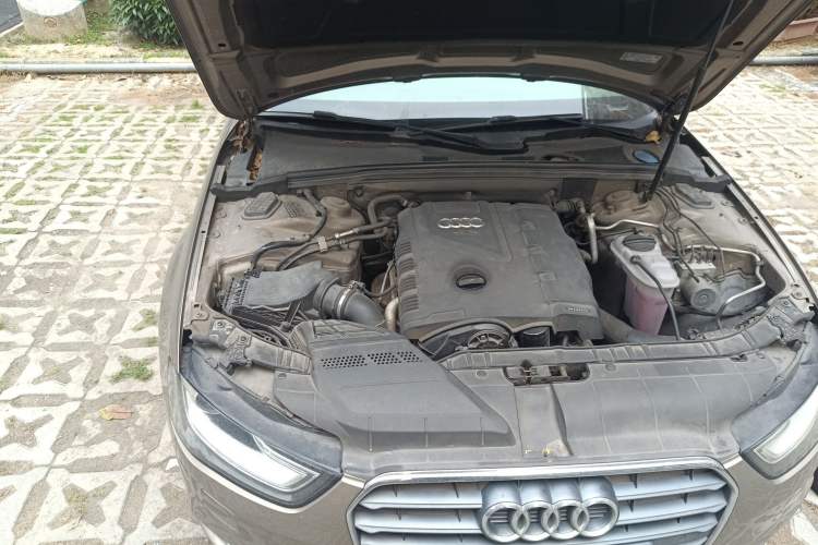 Used Audi A4L 2013 35 TFSI Automatic Standard Model Engine Bay Right
