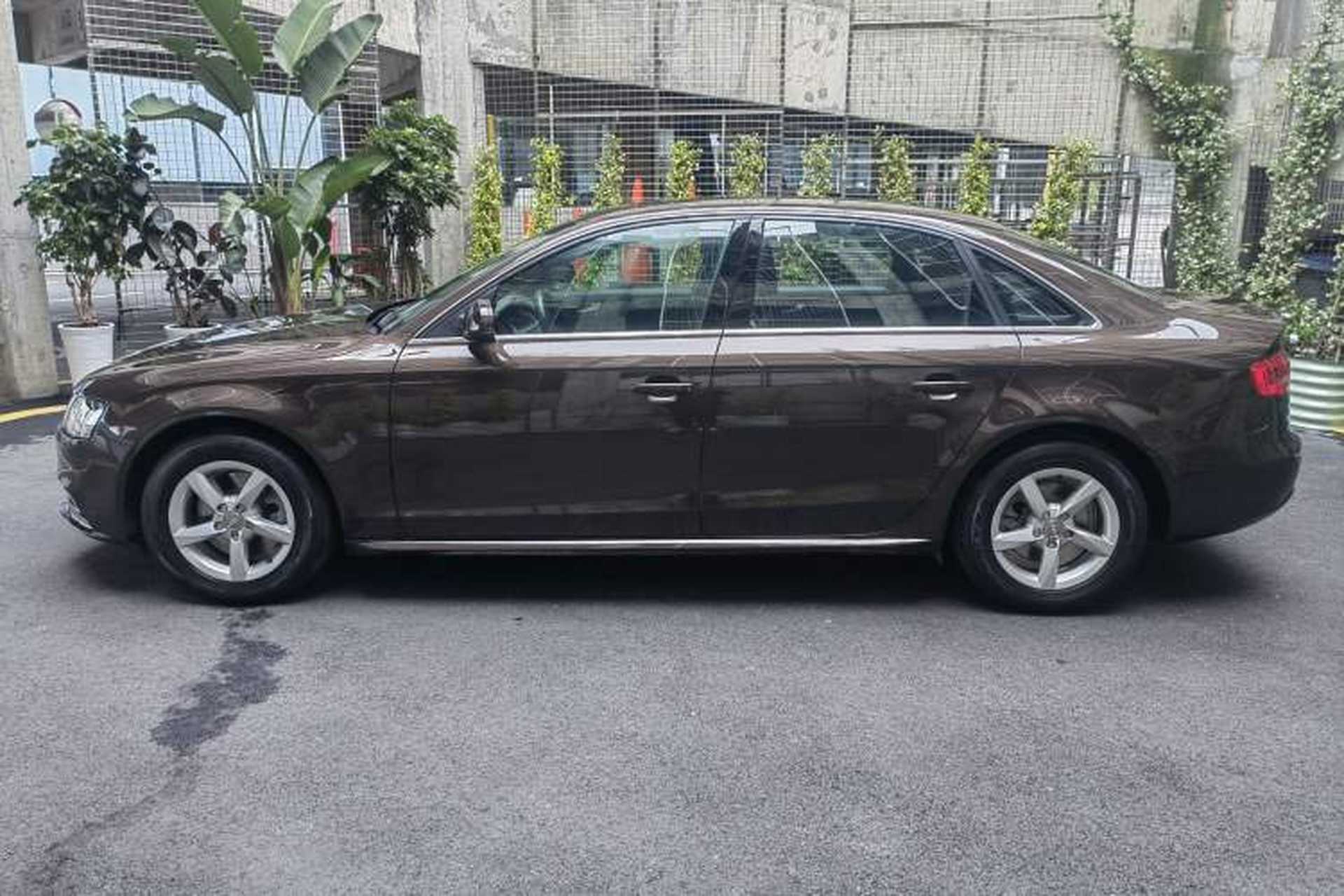 Used Audi A4L 2013 30 TFSI Automatic Comfort Model Exterior 4