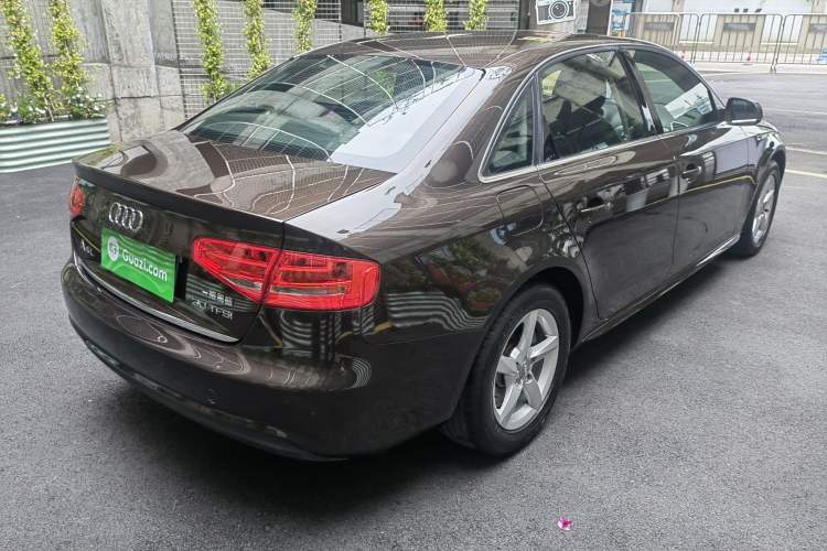 Used Audi A4L 2013 30 TFSI Automatic Comfort Model Exterior 8