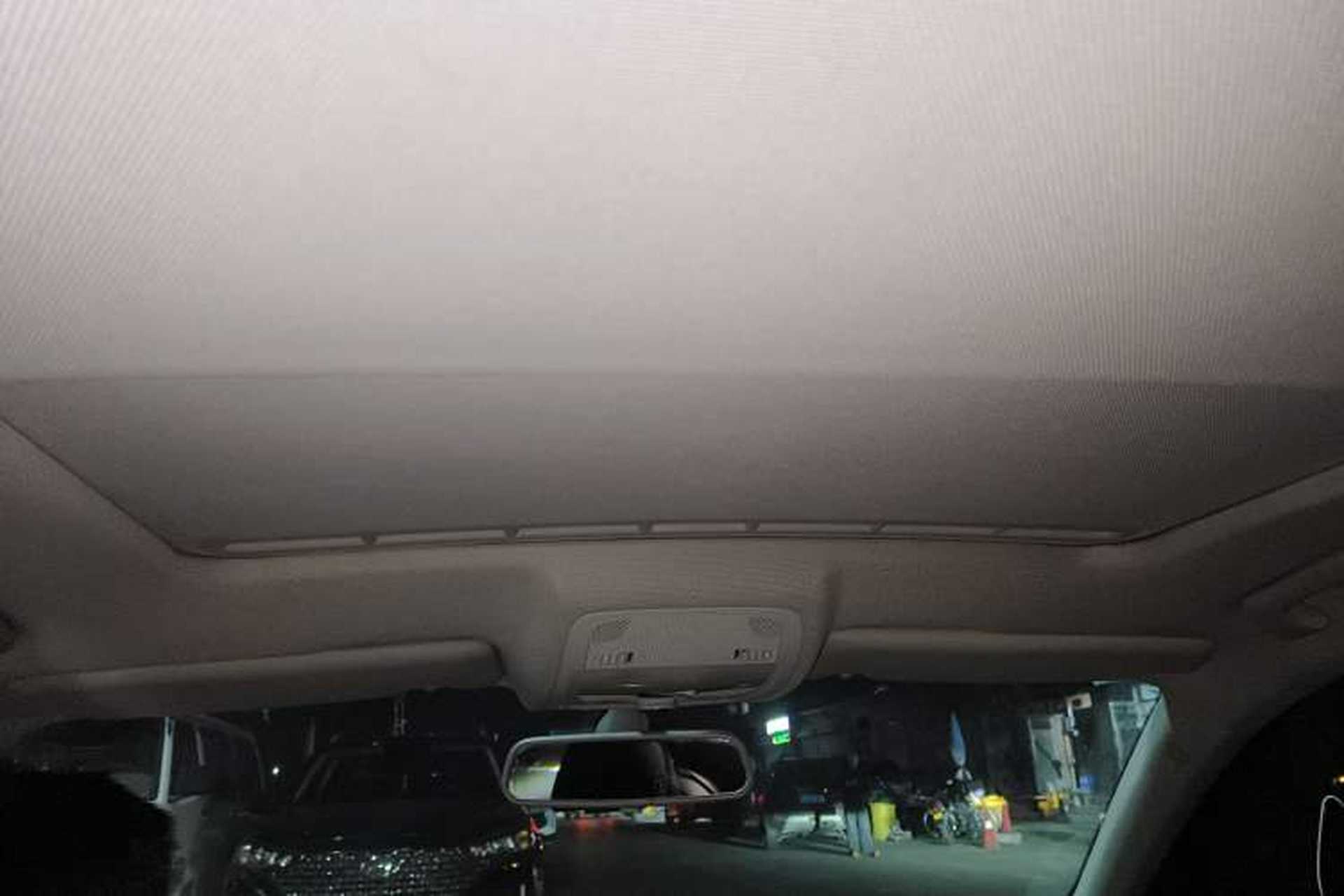 Used Audi A4L 2013 40 TFSI quattro Individual Sport Edition Headliner