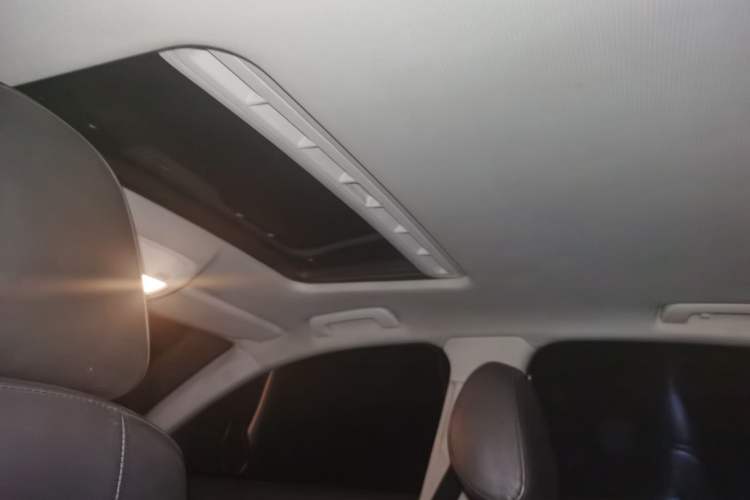 Used Audi A4L 2013 35 TFSI Automatic Technology Edition Headliner