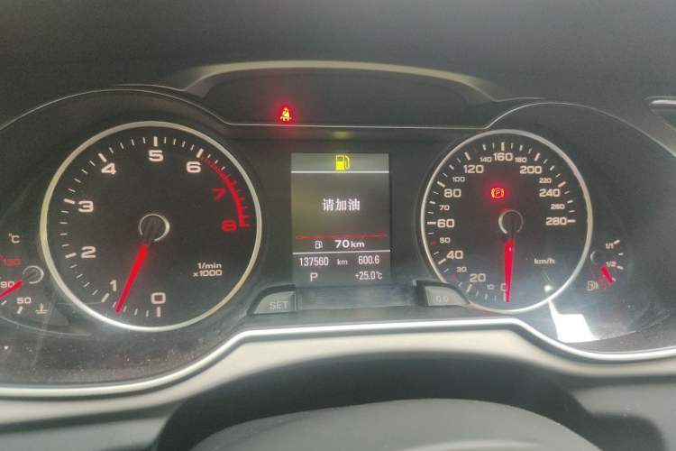 Used Audi A4L 2013 40 TFSI quattro Sport version Instrument Cluster