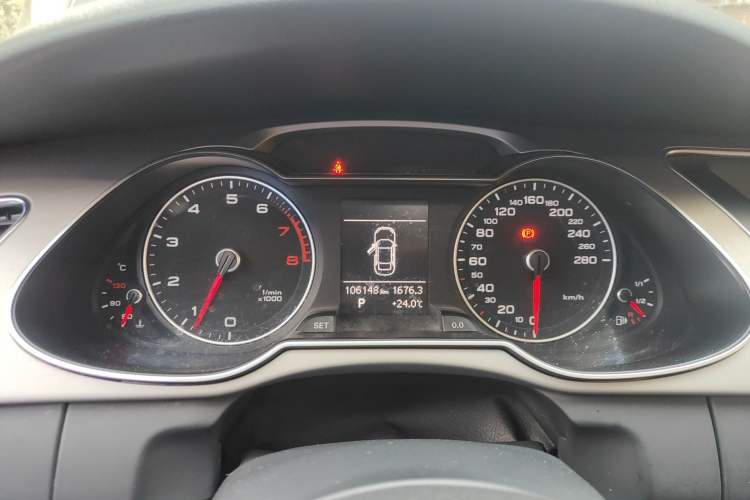 Used Audi A4L 2013 35 TFSI Automatic Standard Model Instrument Cluster