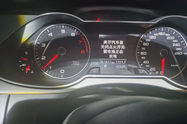 Used Audi A4L 2013 35 TFSI Automatic Technology Edition Instrument Cluster