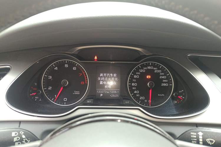 Used Audi A4L 2013 35 TFSI Automatic Standard Model Instrument Cluster