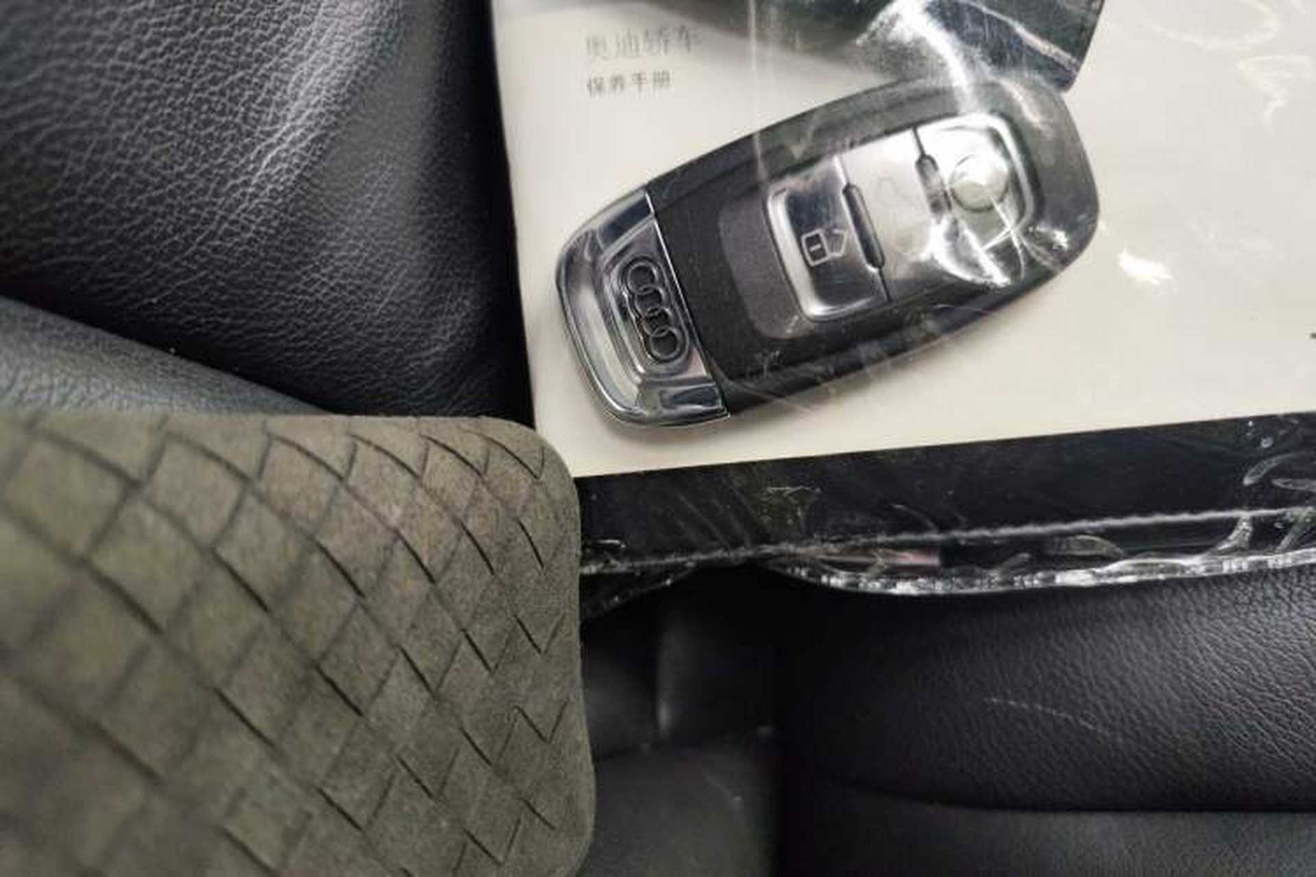 Used Audi A4L 2013 30 TFSI Automatic Comfort Model Interior 1