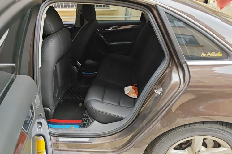 Used Audi A4L 2013 35 TFSI Automatic Standard Model Left Rear Seat
