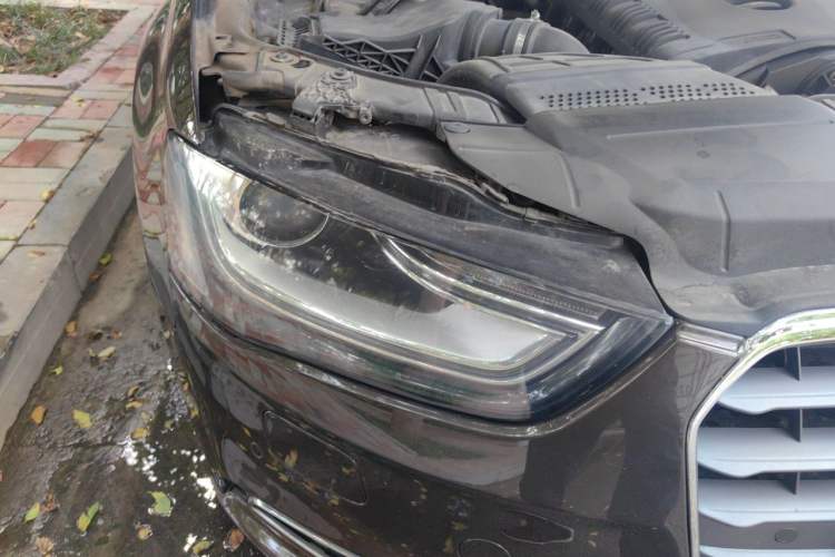 Used Audi A4L 2013 35 TFSI Automatic Comfort Model Right Front Headlight