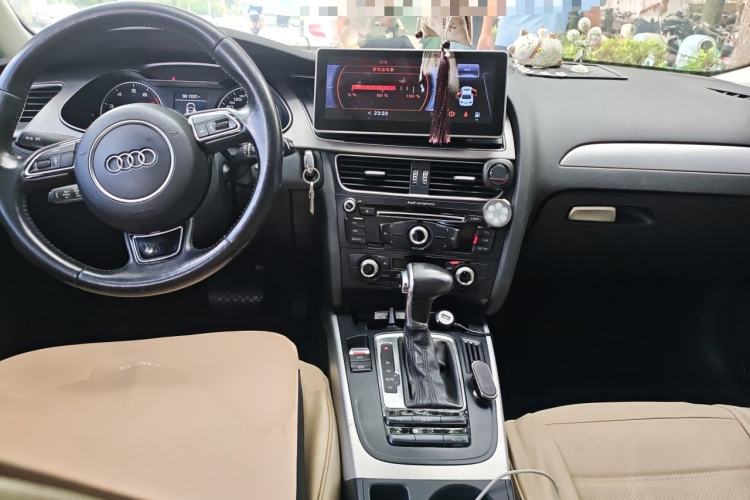 Used Audi A4L 2013 35 TFSI Automatic Standard Model Center Console