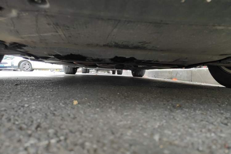 Used Audi A4L 2013 35 TFSI Automatic Standard Model Chassis Front