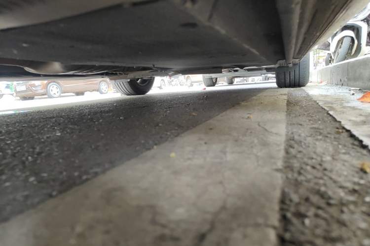 Used Audi A4L 2013 35 TFSI Automatic Standard Model Chassis Front Left