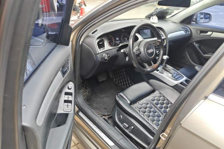 Used Audi A4L 2013 40 TFSI quattro Individual Sport Edition Driver Seat