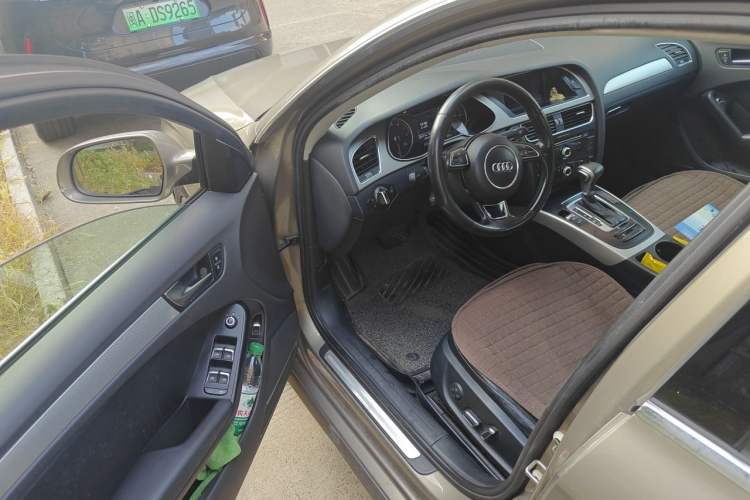Used Audi A4L 2013 35 TFSI Automatic Standard Model Driver Seat