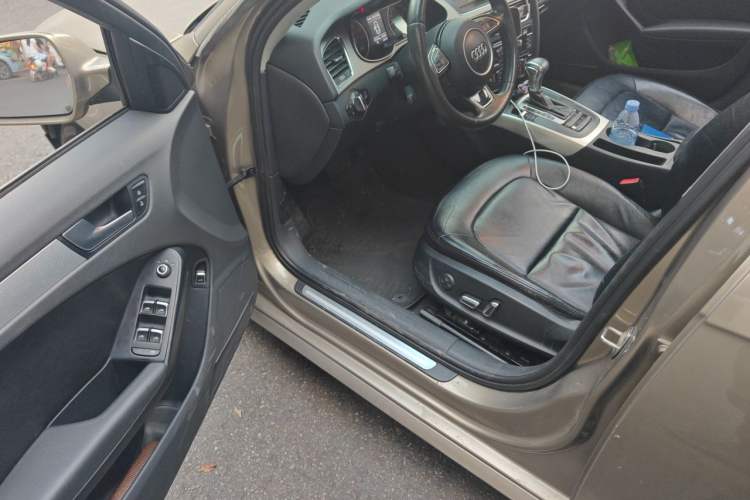 Used Audi A4L 2013 35 TFSI Automatic Comfort Model Driver Seat