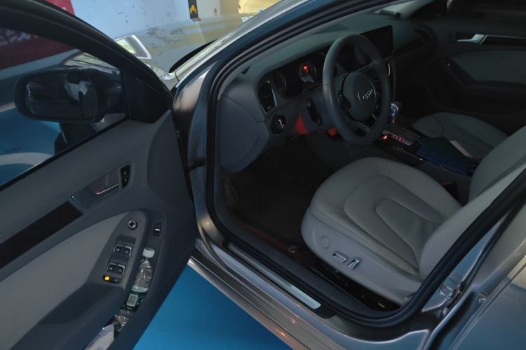 Used Audi A4L 2013 35 TFSI Automatic Comfort Model Driver Seat