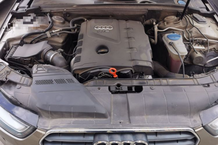 Used Audi A4L 2013 35 TFSI Automatic Standard Model Engine Bay