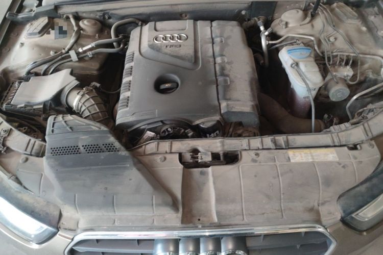 Used Audi A4L 2013 35 TFSI Automatic Comfort Model Engine Bay
