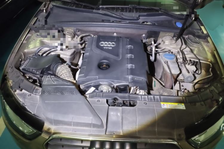 Used Audi A4L 2013 35 TFSI Automatic Comfort Model Engine Bay