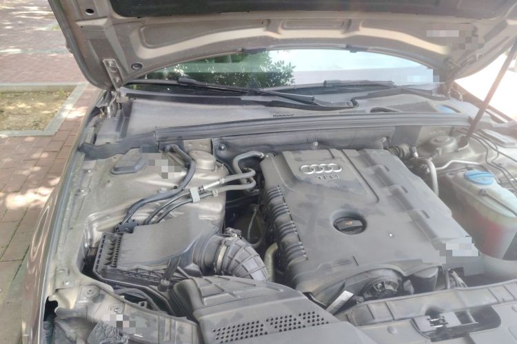 Used Audi A4L 2013 35 TFSI Automatic Standard Model Engine Bay Right