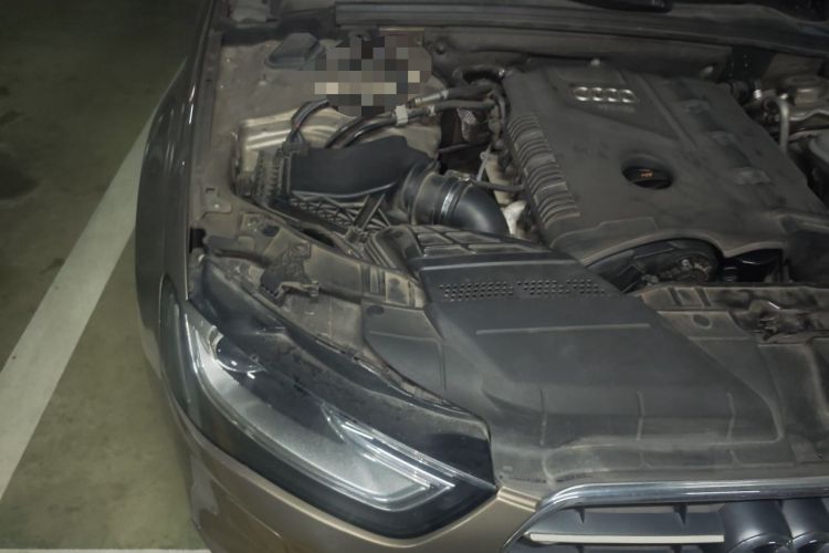 Used Audi A4L 2013 35 TFSI Automatic Technology Edition Engine Bay Right