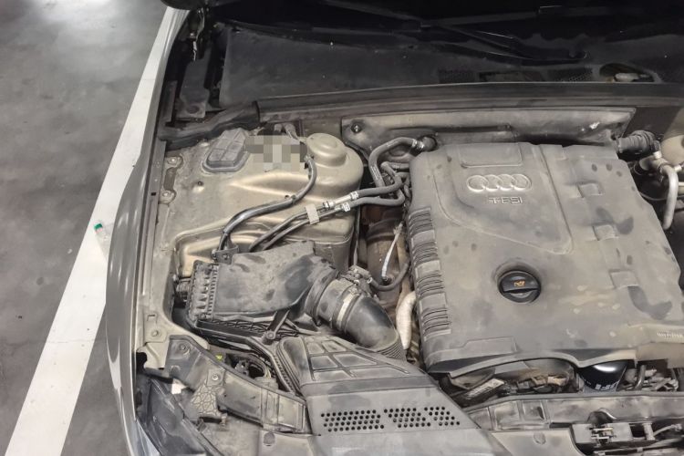 Used Audi A4L 2013 35 TFSI Automatic Standard Model Engine Bay Right