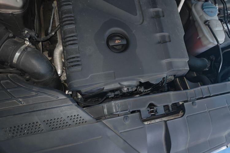 Used Audi A4L 2013 35 TFSI Automatic Comfort Model Engine Bay