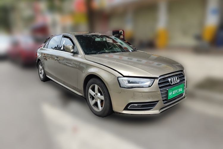 Used Audi A4L 2013 35 TFSI Automatic Standard Model Front Right 45 Deg