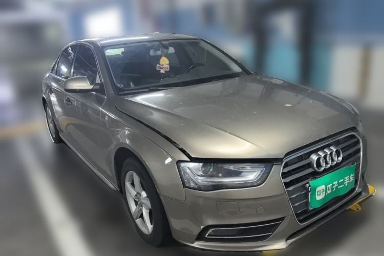 Used Audi A4L 2013 35 TFSI Automatic Standard Model Front Right 45 Deg