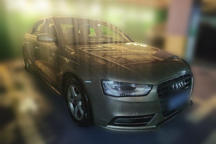Used Audi A4L 2013 35 TFSI Automatic Standard Model Front Right 45 Deg