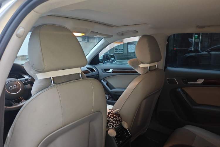 Used Audi A4L 2013 35 TFSI Automatic Standard Model Headliner
