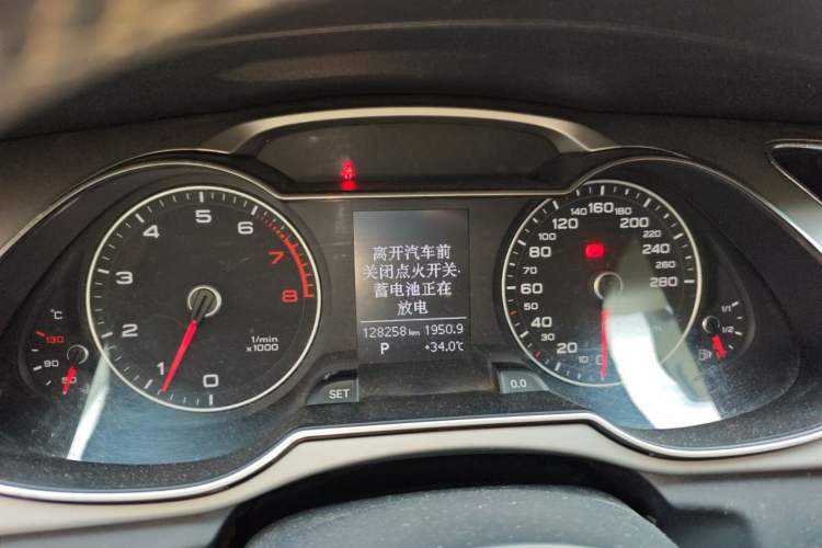 Used Audi A4L 2013 35 TFSI Automatic Standard Model Instrument Cluster