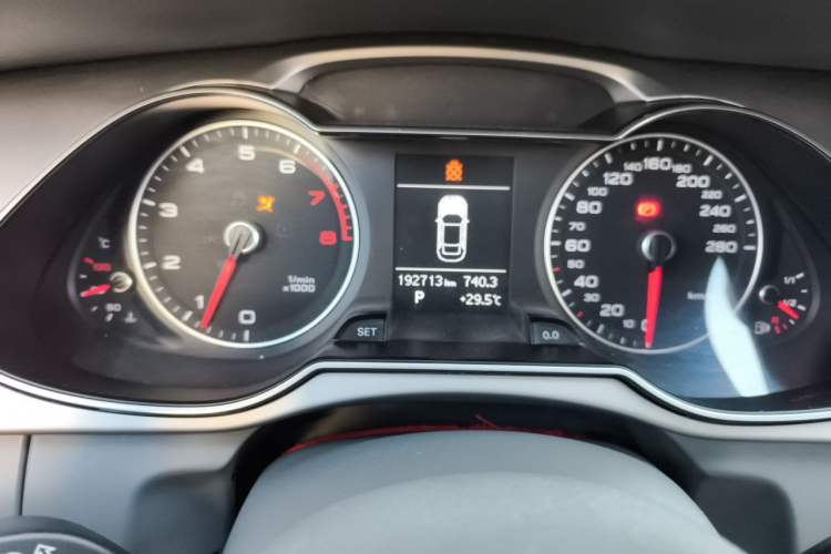 Used Audi A4L 2013 35 TFSI Automatic Standard Model Instrument Cluster