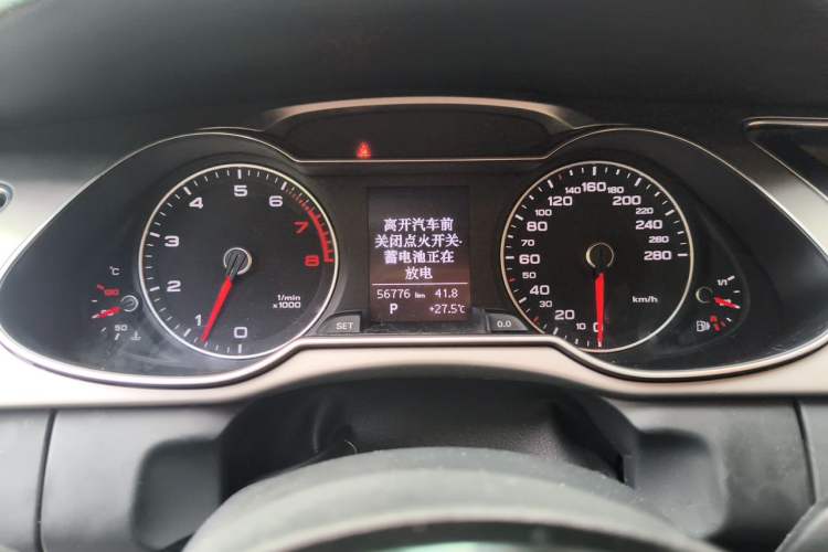 Used Audi A4L 2013 35 TFSI Automatic Comfort Model Instrument Cluster