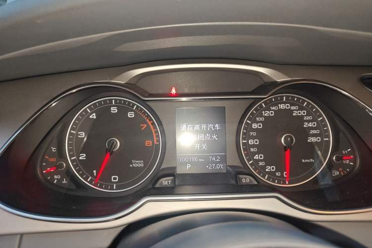 Used Audi A4L 2013 35 TFSI Automatic Standard Model Instrument Cluster
