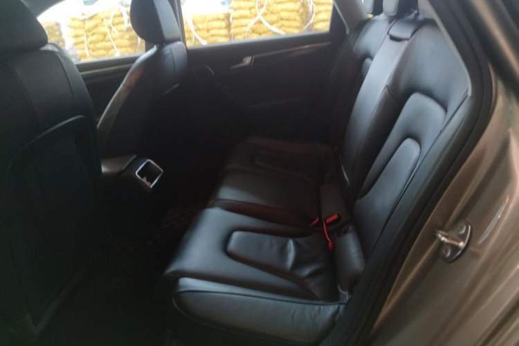 Used Audi A4L 2013 35 TFSI Automatic Comfort Model Left Rear Seat