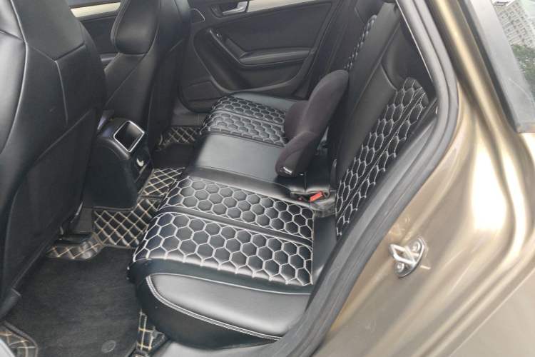 Used Audi A4L 2013 40 TFSI quattro Individual Sport Edition Left Rear Seat