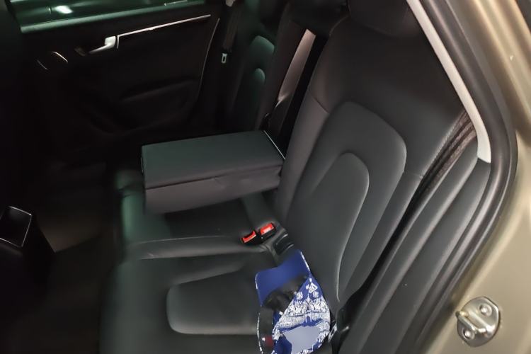 Used Audi A4L 2013 35 TFSI Automatic Comfort Model Left Rear Seat