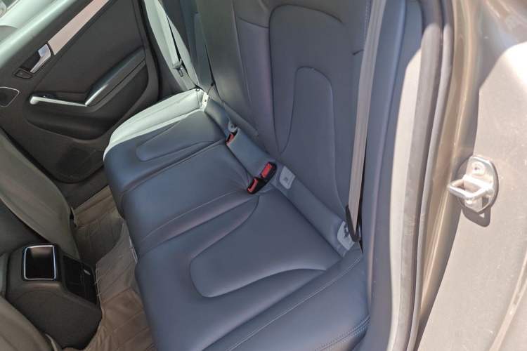 Used Audi A4L 2013 35 TFSI Automatic Standard Model Left Rear Seat
