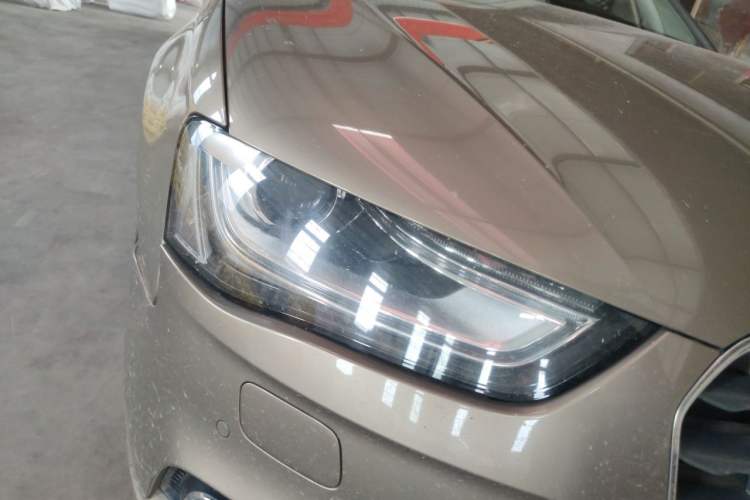 Used Audi A4L 2013 35 TFSI Automatic Comfort Model Right Front Headlight