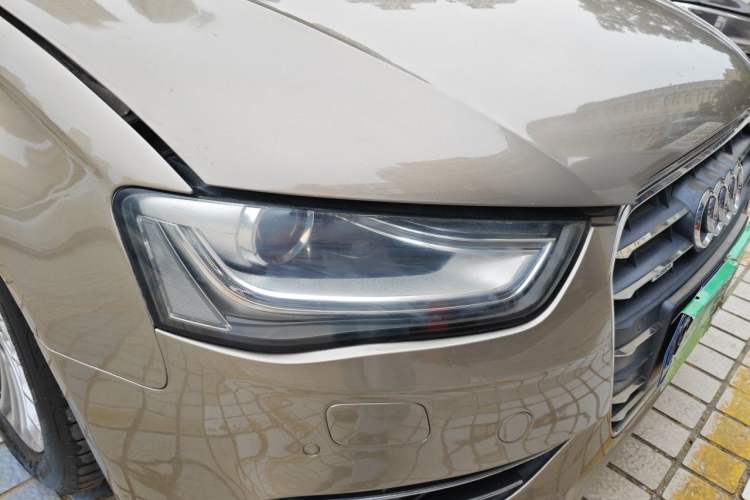 Used Audi A4L 2013 40 TFSI quattro Individual Sport Edition Right Front Headlight